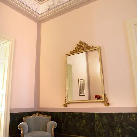 Palazzo Francesco Grassi Bed & Breakfast 4*