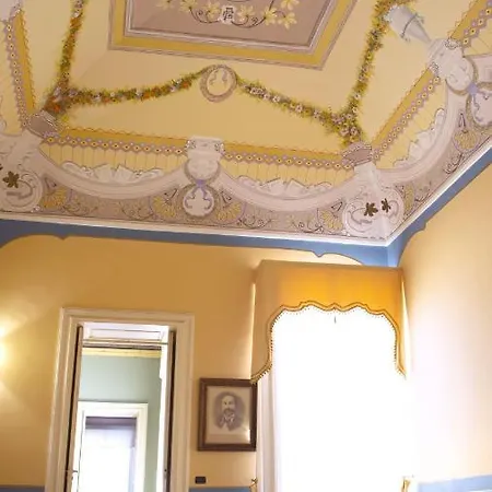 Palazzo Francesco Grassi Bed & Breakfast