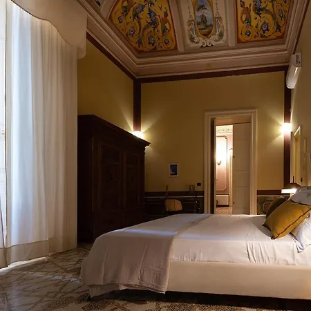 Palazzo Francesco Grassi Aradeo