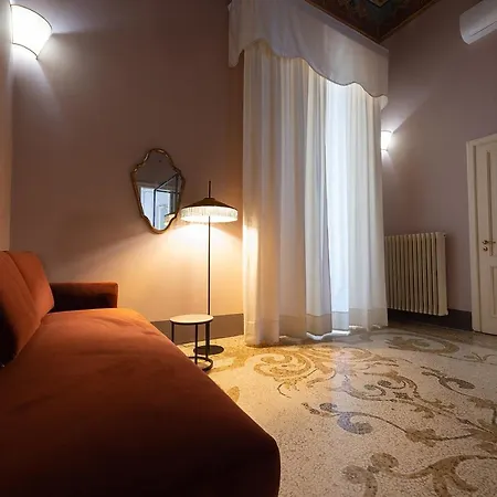 Palazzo Francesco Grassi Aradeo