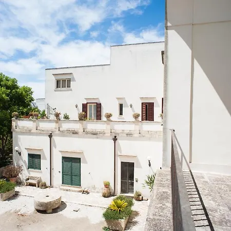 Palazzo Francesco Grassi Aradeo