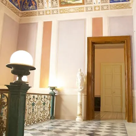 Palazzo Francesco Grassi 4* Aradeo