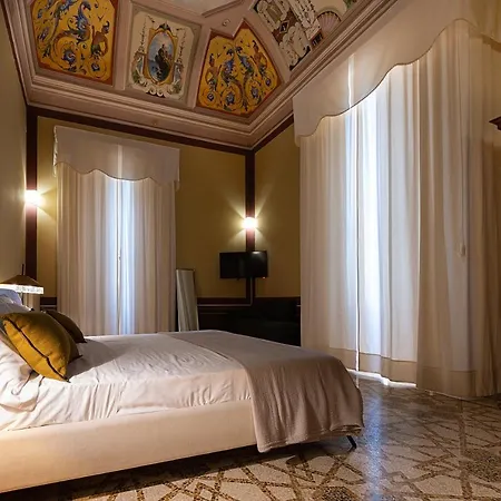 Oda ve Kahvaltı Palazzo Francesco Grassi Aradeo