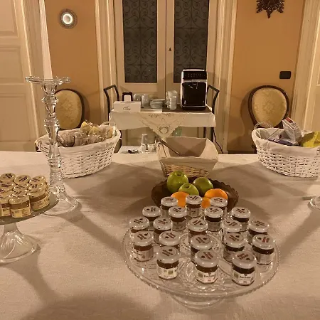 Palazzo Francesco Grassi Aradeo