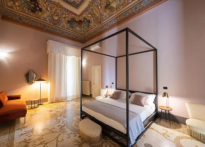 Palazzo Francesco Grassi Bed & Breakfast 4*