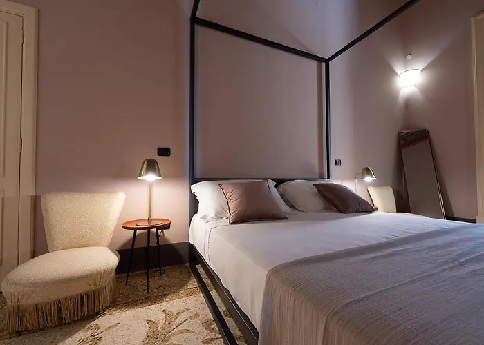 Palazzo Francesco Grassi 4* Aradeo