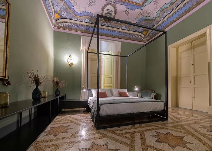 Palazzo Francesco Grassi 4* Aradeo